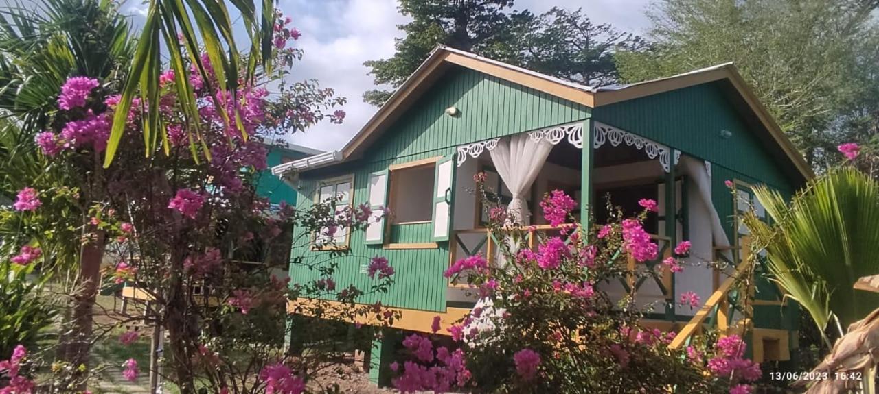 Hotel Yellow Home Providencia Isla South West Bay Exterior foto