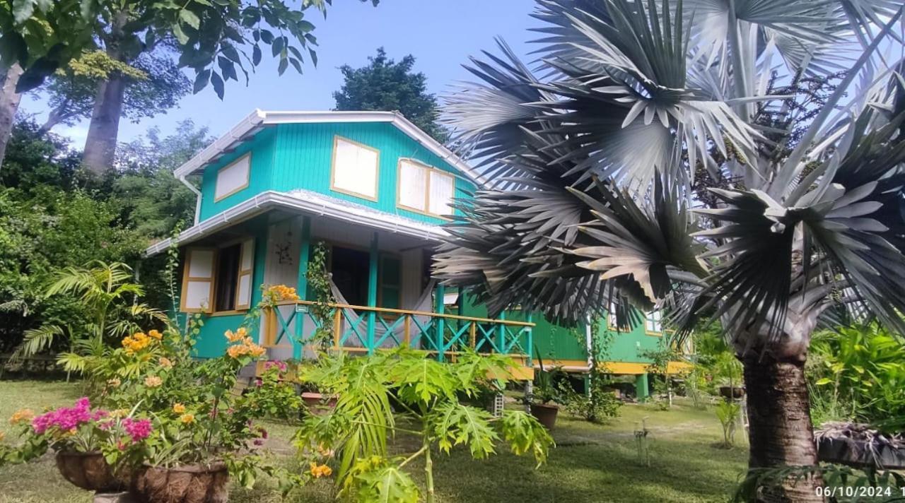 Hotel Yellow Home Providencia Isla South West Bay Exterior foto